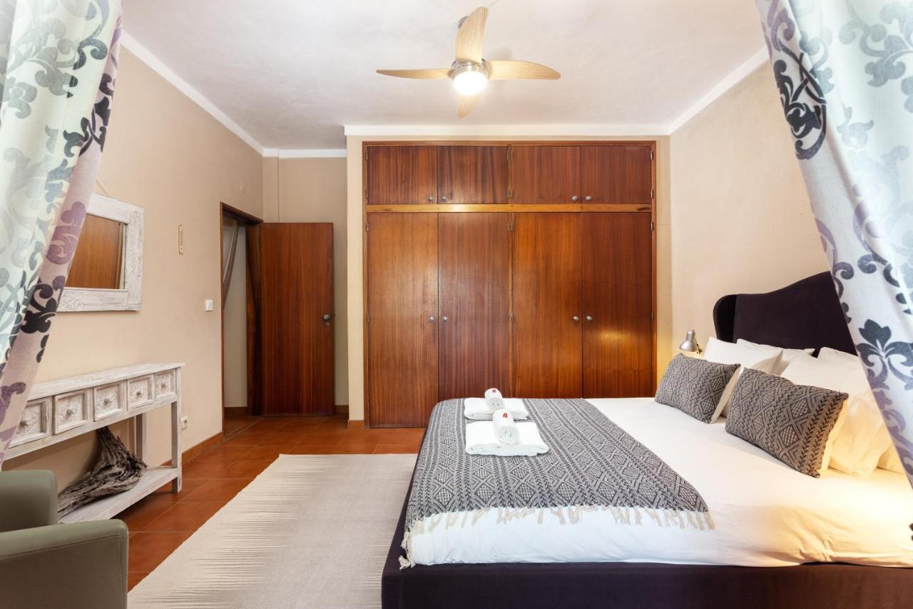 Privilege Casa Da Videira With Swimming Pool, Quelfes - Olhão Екстериор снимка